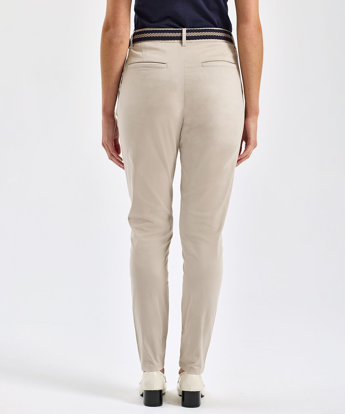 Ultimate Chinos für Frauen holzkohle